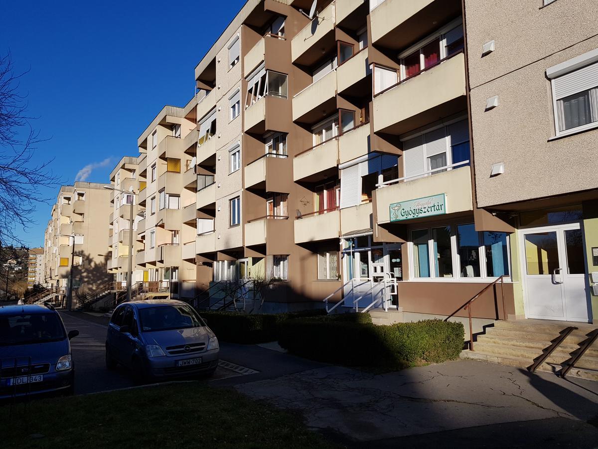 Hegyalja Apartman Zalaegerszeg Bagian luar foto